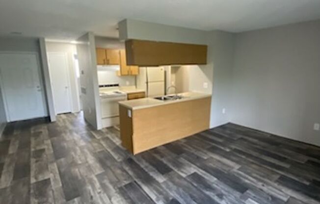 1 bed, 1 bath, 636 sqft, $710, Unit 2714-623