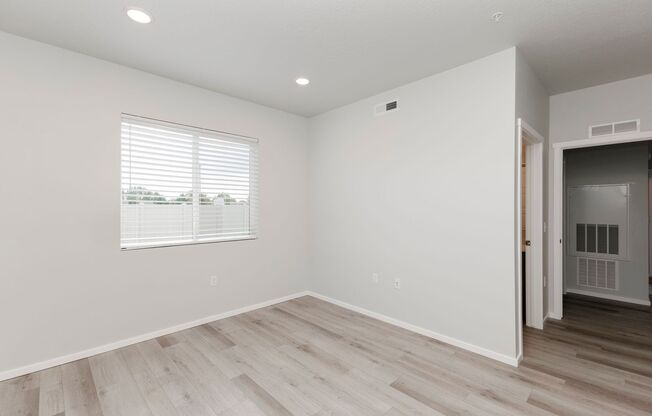 2 beds, 2 baths, 1,195 sqft, $1,562, Unit M201
