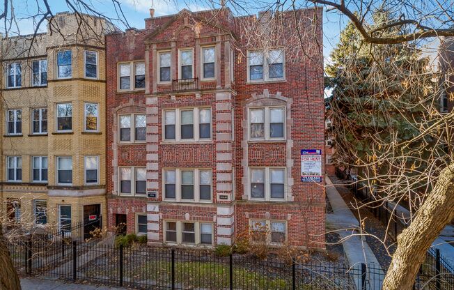 5056-60 N. Winchester