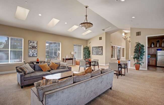 The Vintage Community Lounge Apartments in Moses Lake, WA