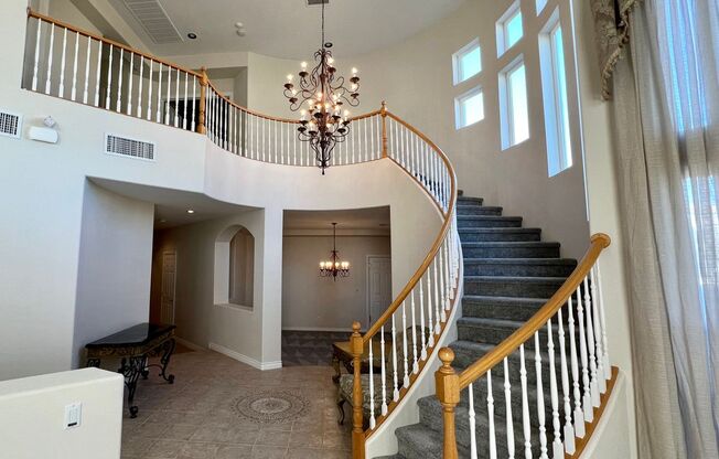 AMAZING 2 STORY HOME 4BD/4.5BA IN RHODES RANCH COMMUNITY!