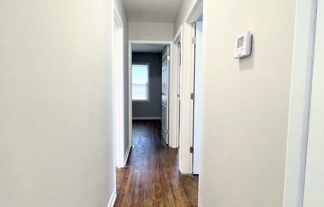 3 beds, 1 bath, $1,175