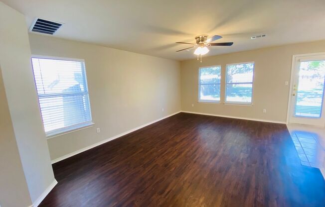Great Home in Willow Run!