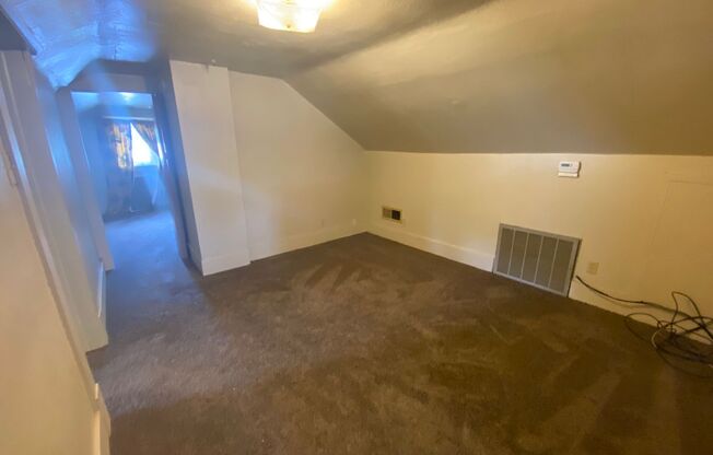 1 bed, 1 bath, $650, Unit 414-C