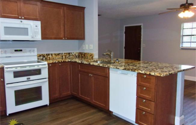 323 CAVANAH DR