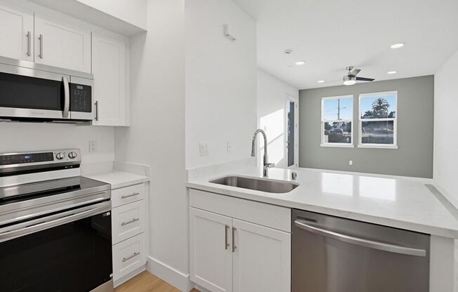 1 bed, 1 bath, 519 sqft, $1,795, Unit 1207