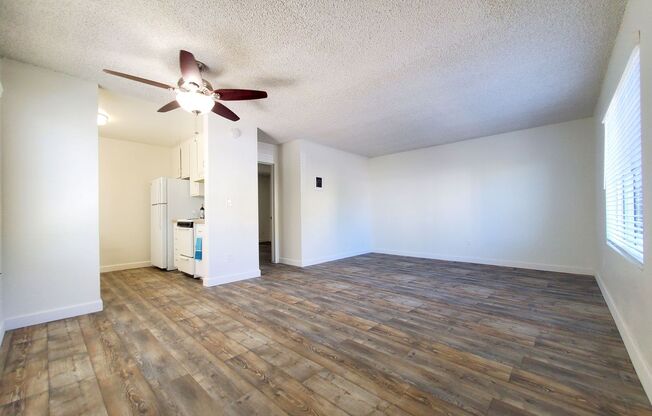 Versailles Apts.