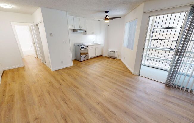 5th Street Apartments- Luxurious Bedrooms with Covered Parking! Call Now!