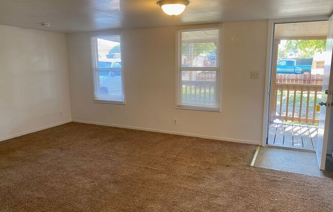 4 beds, 1 bath, $1,675