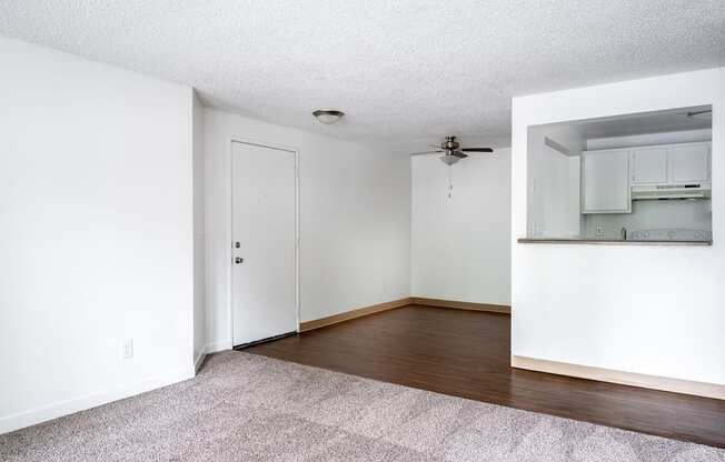 Riverwood Heights | Entry