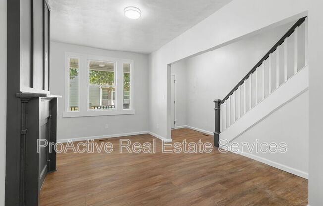 943 WASHINGTON AVE