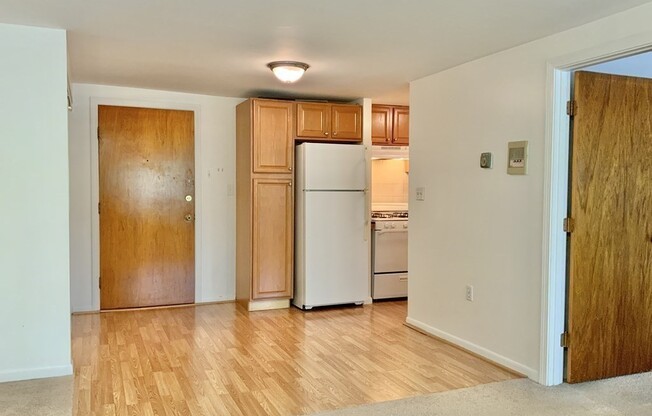 9 RYDER ST