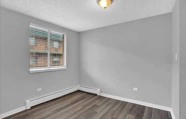 Welcome Home to Moline Apartments in Aurora!