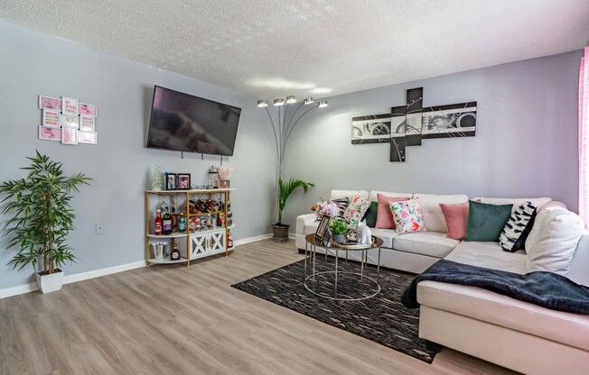 The Grove at Temple Terrace Apartments