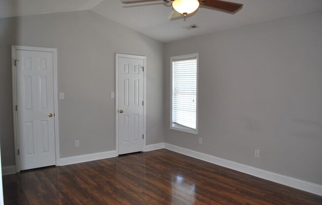 3 beds, 2 baths, $1,750