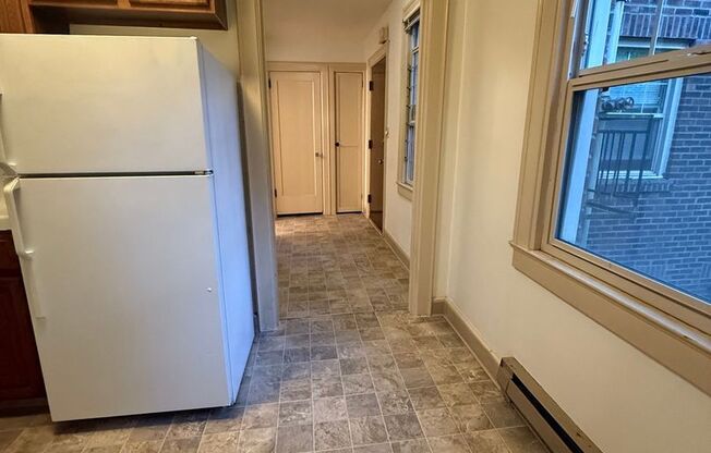 1 bed, 1 bath, 850 sqft, $1,825, Unit 108