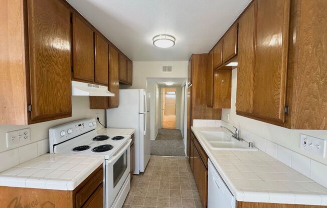 Homes Management - 1bd/1ba Vermont Villas Condo