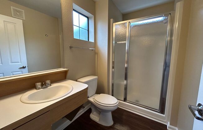 2 beds, 2 baths, $1,500, Unit Unit 1318