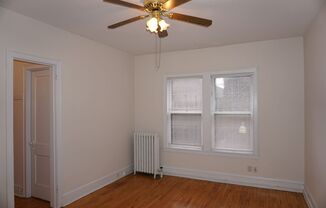 Studio, 1 bath, 350 sqft, $750, Unit 303