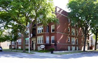 740 42 E 49 ST
