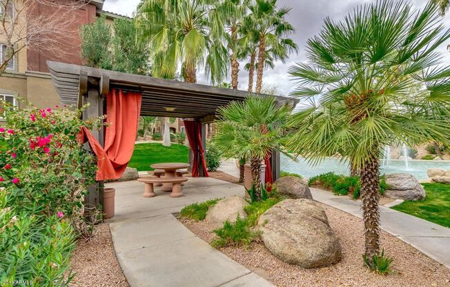 1 bed, 1 bath, $1,295, Unit #1043