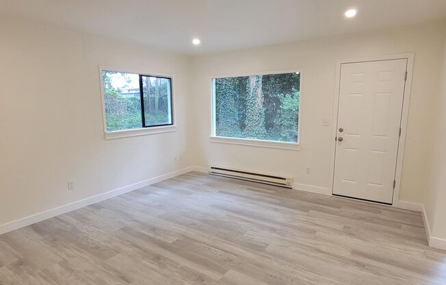 Edmonds 1 Bedroom 1 Bath Cottage