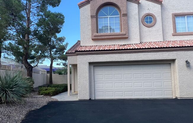 **2 WEEKS FREE OFF OF FIRST MONTH**