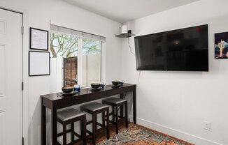 1110 E POLK ST