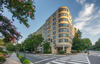 Connecticut House Apartments