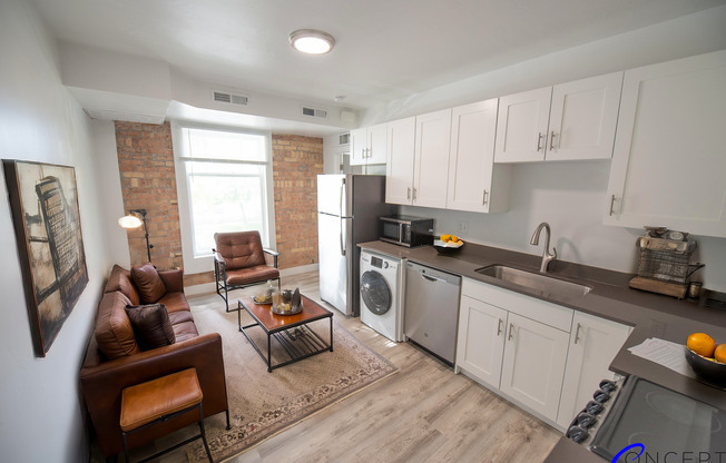 Studio, 1 bath, 251 sqft, $1,149, Unit 4D