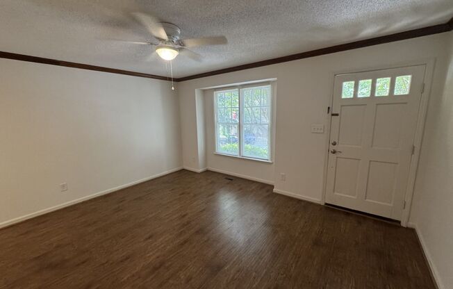 2 bd 1.5 bath Townhouse