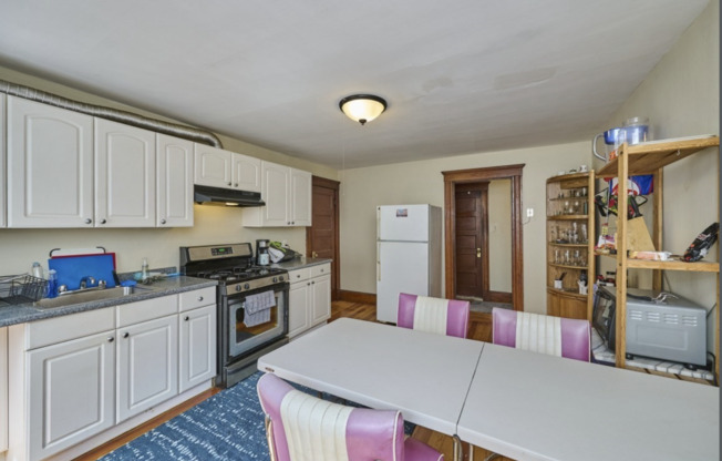 78 FELLSWAY W ST