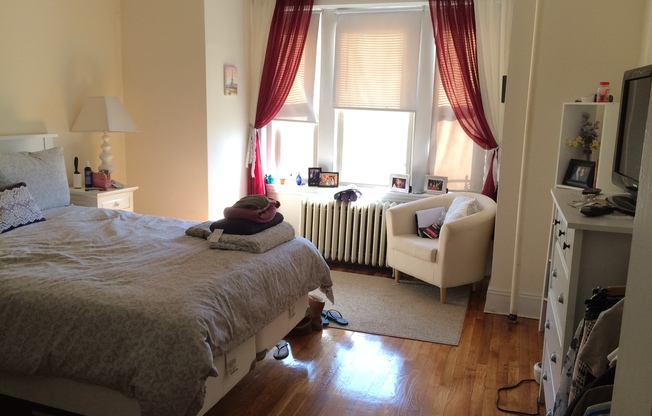 1 bed, 1 bath, 577 sqft, $2,400, Unit 03-037