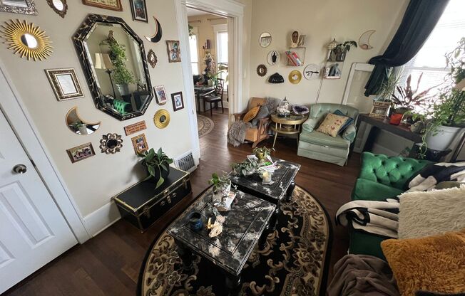 506-08 E. Locust St.