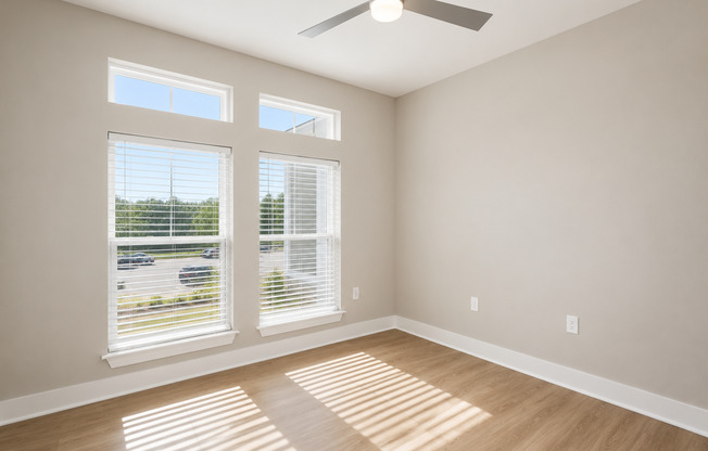 3 beds, 2 baths, 1,333 sqft, $1,995, Unit 1-B108