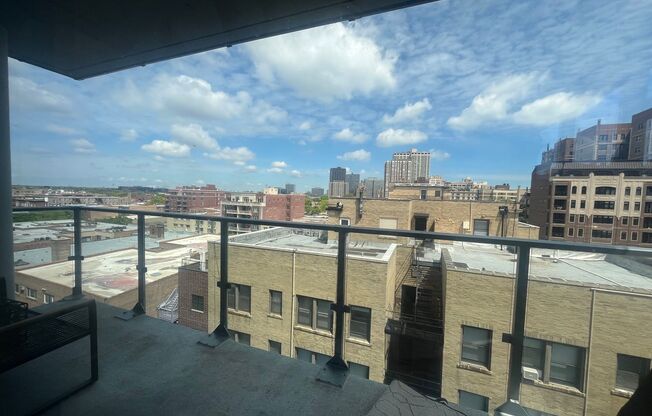 1 bed, 1 bath, 725 sqft, $3,240, Unit 1101