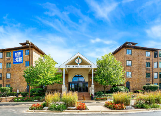 Exterior Building View Of Iroquois Club Apartments In Naperville, IL