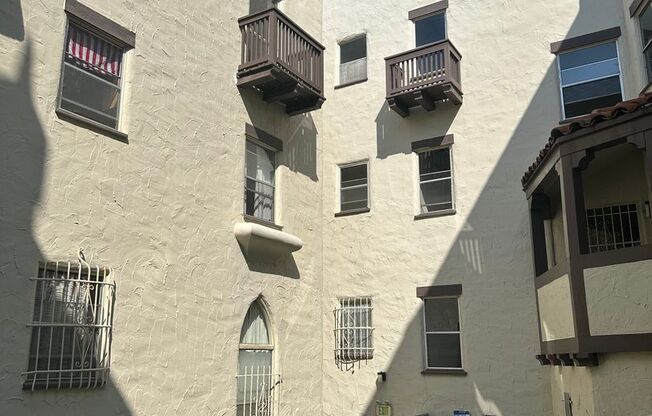 Lantz Building 08 - 2609 Ivy Drive