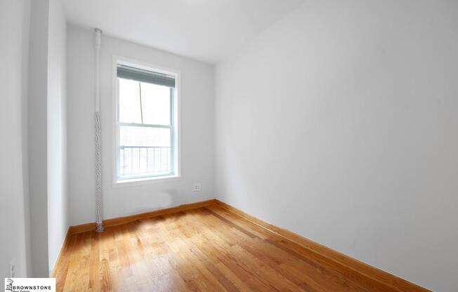 1205 8 AVE