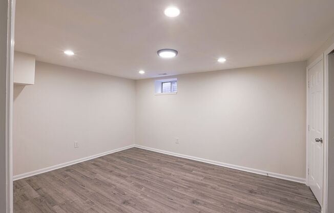 3 beds, 2 baths, $2,045