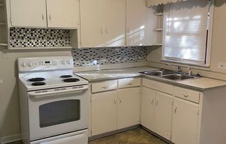 2 beds, 1 bath, $1,250, Unit 4296-B