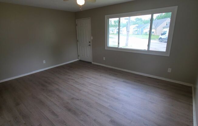 West Side Single-Family 2-Bed - AVAILABLE NOW!
