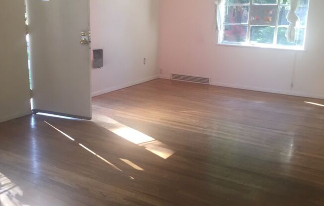 1012-1014 W. O&#39;Farrell