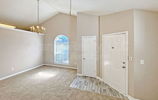 5820 WELLBORN OAKS CT