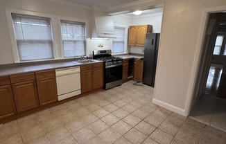 2 beds, 1 bath, 1,100 sqft, $3,000, Unit 1