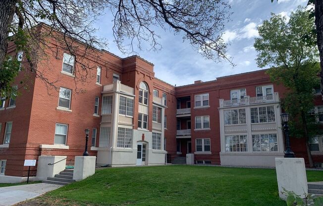 Blackmore Apartments