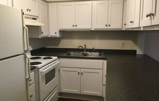 2 beds, 2 baths, 1,100 sqft, $1,295, Unit H