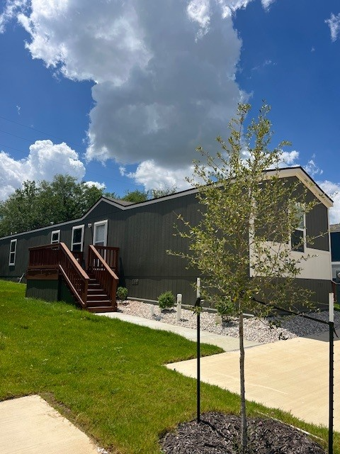 15923 FLORES CREST