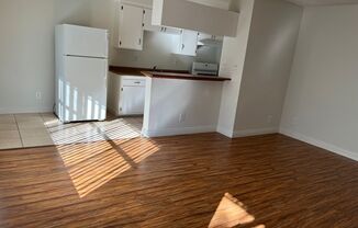 1 bed, 1 bath, $1,750, Unit 12