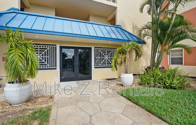 200 PEBBLE BCH BLVD